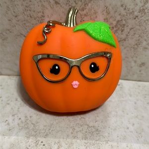 Bath and body works Pumpkin sanitizer holder